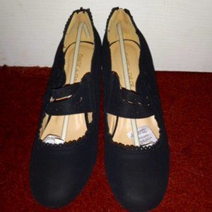 Chase + Chloe Black Suede Mina Pumps Size 7.5